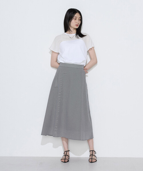 COMME CA(コムサ)の「シャンブレーガラミ プルオーバー(Tシャツ/カットソー・レディース・ホワイト/トップグレー/ボルドー・9号)」の4枚目の写真