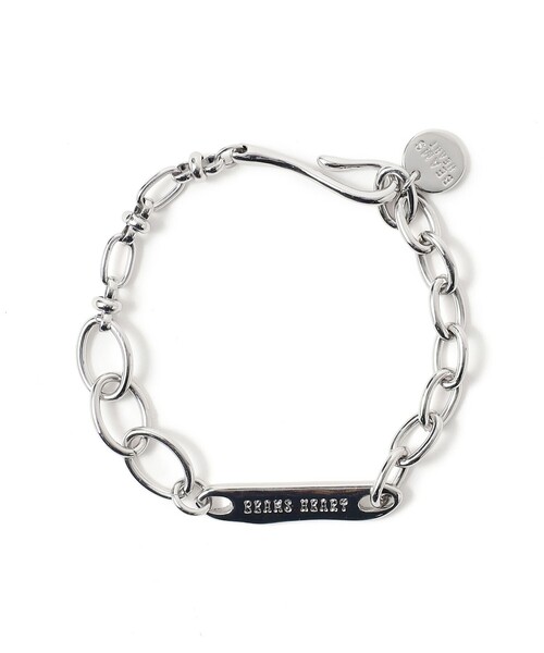 BEAMS HEART(ビームスハート)の「ロゴプレート チェーンブレスレット(ブレスレット・レディース・その他/ゴールド/シルバー・ONE SIZE)」の1枚目の写真