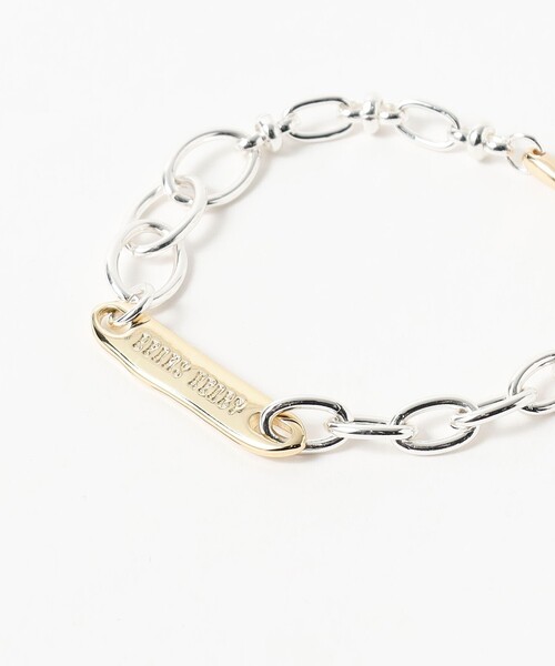 BEAMS HEART(ビームスハート)の「ロゴプレート チェーンブレスレット(ブレスレット・レディース・その他/ゴールド/シルバー・ONE SIZE)」の6枚目の写真
