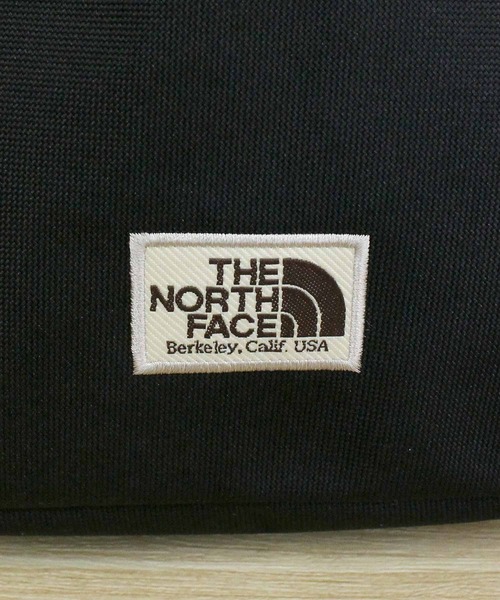 THE NORTH FACE(ザノースフェイス)の「TNF トリグバッグ ミニ Wl Trig Bag Mini 韓国限定(トートバッグ・レディース・ブラック・ONE)」の5枚目の写真