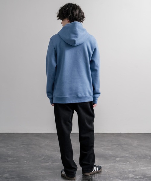 patagonia(パタゴニア)の「Patagonia パタゴニア M'S P 6 LABEL UPRISAL HOODY ラベルアップライザルフーディ/裏起毛長袖プルオーバーパーカー(パーカー・メンズ・ブラック/ブルー・XL/L/M/S)」の6枚目の写真