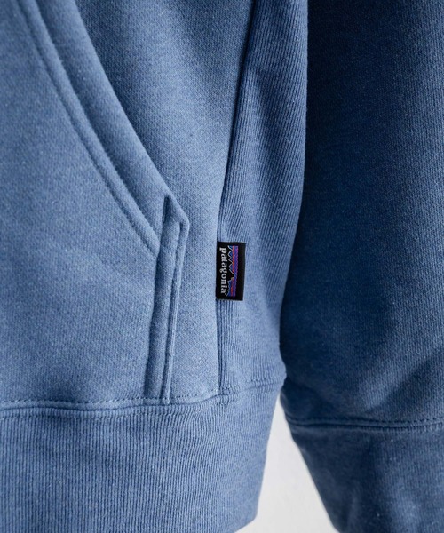 patagonia(パタゴニア)の「Patagonia パタゴニア M'S P 6 LABEL UPRISAL HOODY ラベルアップライザルフーディ/裏起毛長袖プルオーバーパーカー(パーカー・メンズ・ブラック/ブルー・XL/L/M/S)」の15枚目の写真