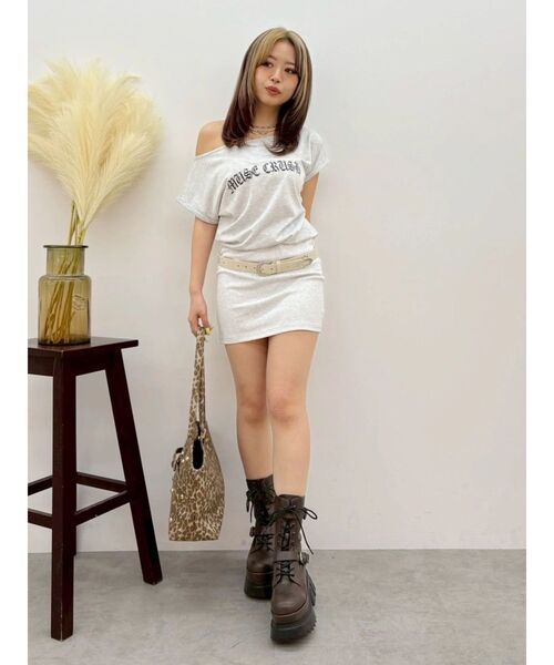 EVRIS(エヴリス)の「ワンショルダーTEEワンピース 夏服(ワンピース・レディース・グレー/ブラック・FREE)」の5枚目の写真