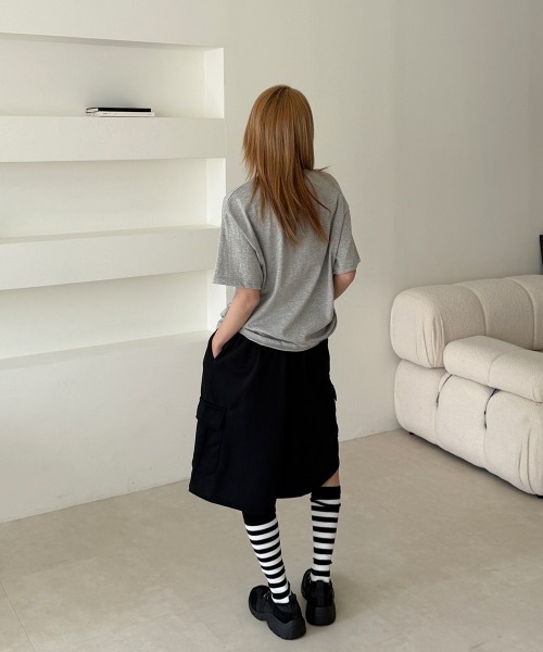 4INT.(フォイント)の「ワイド カーゴ 5分丈 スウェット バミューダ パンツ(スウェットパンツ・レディース・チャコール/グレー/ブラック・FREE)」の6枚目の写真