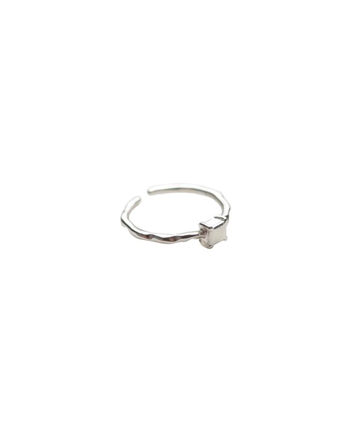 LOVE POMME POMME(ラブポムポム)の「Square Metal Ring(リング・レディース・シルバー・FREE)」の3枚目の写真