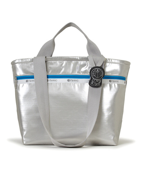 LeSportsac(レスポートサック)の「【DORAEMON】TWO HANDLE ZIP TOTE(トートバッグ・レディース・シルバー・FREE)」の4枚目の写真