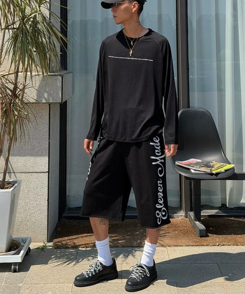 FreeZone(フリーゾーン)の「【ユニセックス】配色サイドロゴプリント カットオフワイドハーフパンツ(その他パンツ・メンズ・ブラック/ブルー・S/M/L)」の8枚目の写真