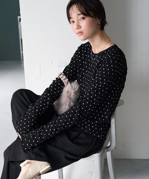FREAK'S STORE(フリークスストア)の「限定展開 シャーリング ドット クルーネック ロングスリーブ トップス(Tシャツ/カットソー・レディース・ブラック/ナチュラル・フリ-)」の4枚目の写真