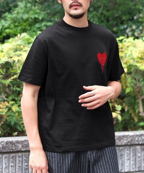 LUXSTYLE(ラグスタイル)の「接触冷感ハートTシャツ(Tシャツ/カットソー・メンズ・オフホワイト/ブラック・L/M)」の2枚目の写真