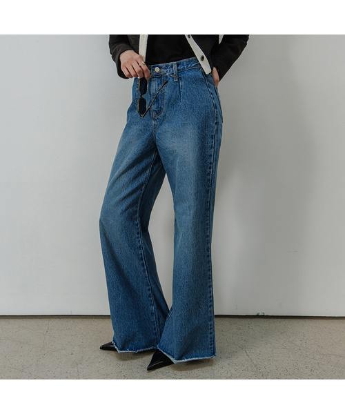 MEMUA(メムア)の「オリジナルロングワイドデッキデニムパンツ(デニムパンツ・レディース・ブルー・SMALL/LARGE/MEDIUM)」の1枚目の写真