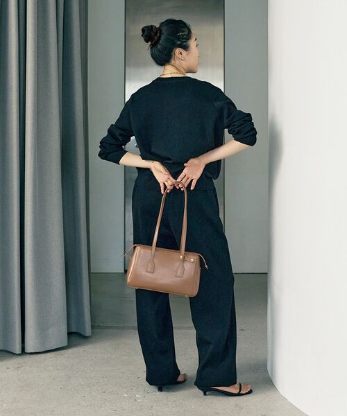 le.coeur blanc(ルクールブラン)の「TORRAZZO DONNA リラックスニットパンツ(その他パンツ・レディース・ブラック/ブラウン・38)」の13枚目の写真