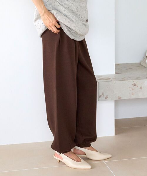 le.coeur blanc(ルクールブラン)の「TORRAZZO DONNA リラックスニットパンツ(その他パンツ・レディース・ブラック/ブラウン・38)」の17枚目の写真