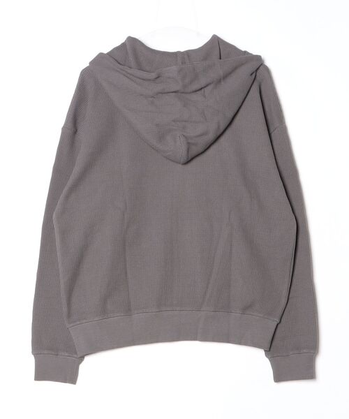 younger song（ヤンガーソング）の「yung logo studs waffle zip hoodie（スウェット・メンズ・グレー/バーガンディー/Black/ライトグレー・LARGE/MEDIUM/SMALL）」の5枚目の写真