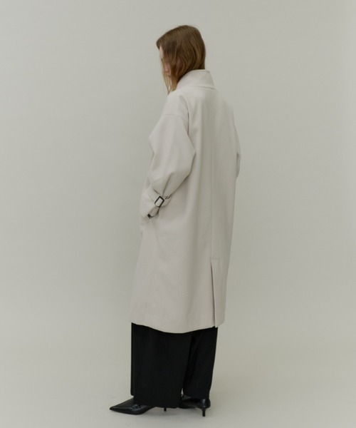 Plumel(プルメル)の「Stand Collar Sleeve Belt Long Coat / ウールライクスタンドカラーロングコート(ステンカラーコート・レディース・オフホワイト/ブラック・MEDIUM)」の17枚目の写真