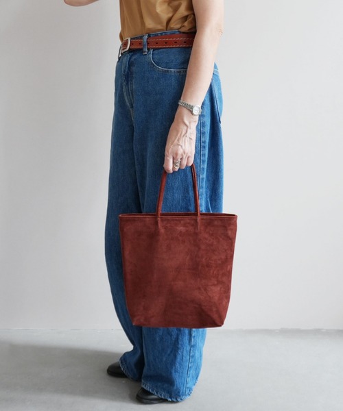 TIDEWAY（タイドウェイ）の「PIGSUEDE TOTE（トートバッグ・レディース・チャコールグレー/ブラック/サーモンピンク/ブラウン/ベージュ・FREE）」の4枚目の写真