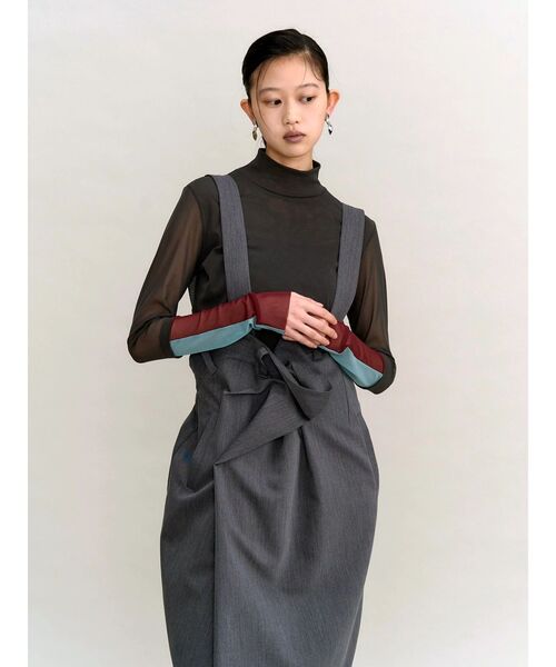UN3D.(アンスリード)の「WRAP TWIST JUMPER DRESS / ラップツイストジャンパードレス(ワンピース・レディース・ブラック/グレー・38/36)」の8枚目の写真