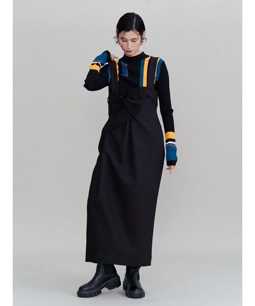 UN3D.(アンスリード)の「WRAP TWIST JUMPER DRESS / ラップツイストジャンパードレス(ワンピース・レディース・ブラック/グレー・38/36)」の2枚目の写真