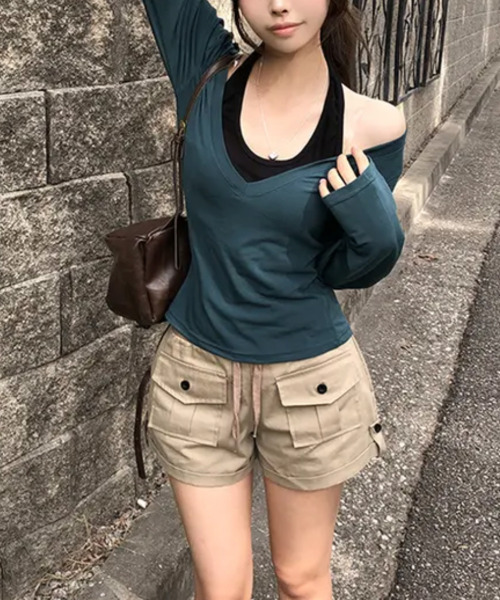 VIVID LADY(ビビッドレディー)の「配色ホルターネックインナードッキング Vネック長袖トップス(Tシャツ/カットソー・レディース・チャコールグレー/ライトブルー/グリーン・FREE)」の21枚目の写真
