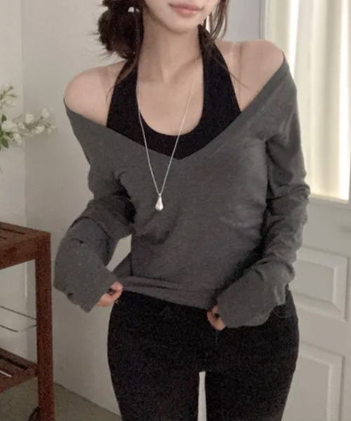 VIVID LADY(ビビッドレディー)の「配色ホルターネックインナードッキング Vネック長袖トップス(Tシャツ/カットソー・レディース・チャコールグレー/ライトブルー/グリーン・FREE)」の12枚目の写真