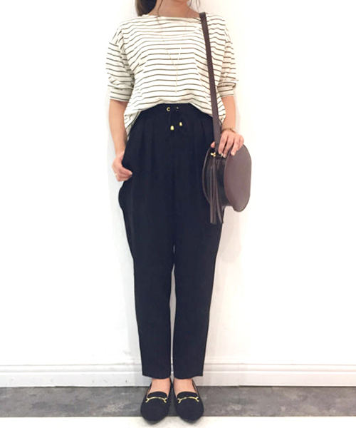 laboratory work(ラボラトリーワーク)の「強撚クロスゴムパンツ(その他パンツ・レディース・ブラック/カーキ/ベージュ・MEDIUM)」の1枚目の写真