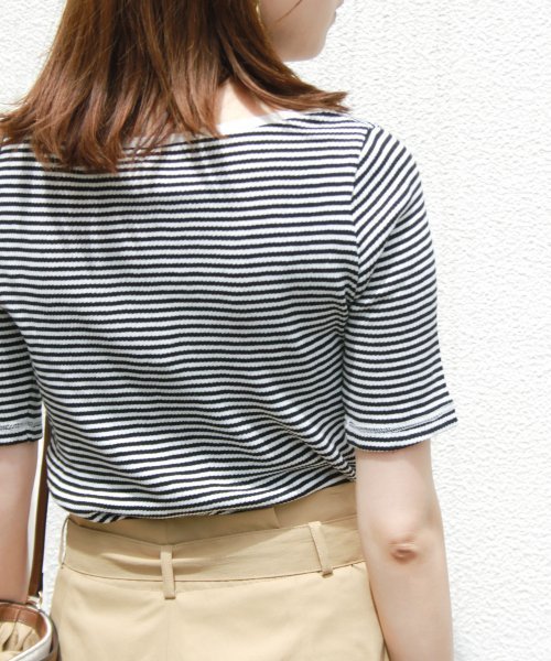SLOBE IENA(スローブイエナ)の「エアリーテレコボートネックプルオーバー◆(Tシャツ/カットソー・レディース・グレー/ナチュラル/サックスブルー/ブラック系その他・FREE)」の18枚目の写真