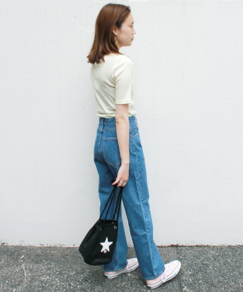 SLOBE IENA(スローブイエナ)の「エアリーテレコボートネックプルオーバー◆(Tシャツ/カットソー・レディース・グレー/ナチュラル/サックスブルー/ブラック系その他・FREE)」の11枚目の写真