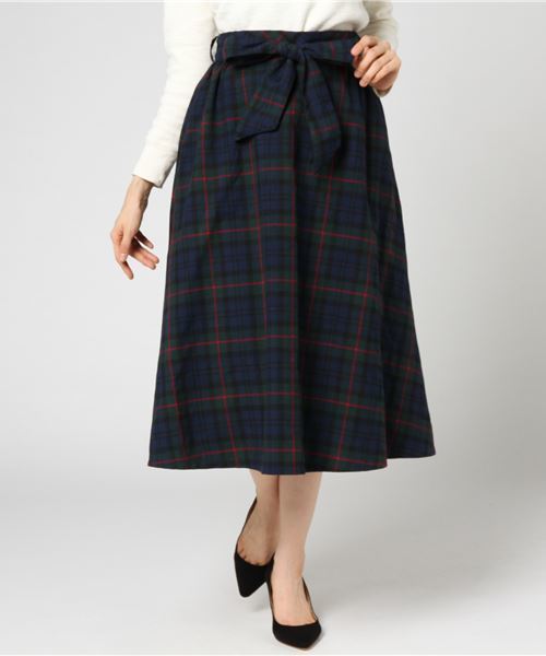 AMERICAN HOLIC(アメリカンホリック)の「・ベルト付チェックフレアスカート(スカート・レディース・ネイビー/グレー/レッド/ダークグレー/ブルーグリーン/ダークベージュ/ダークネイビー・FREE)」の4枚目の写真
