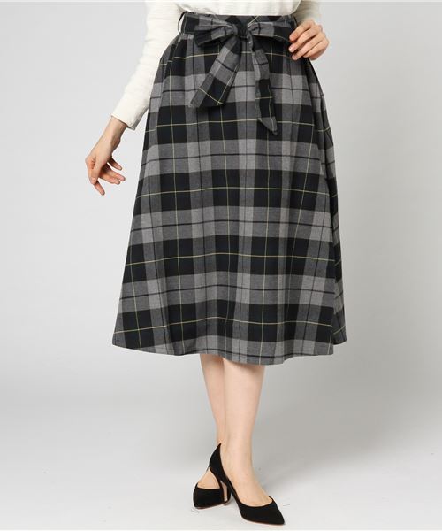 AMERICAN HOLIC(アメリカンホリック)の「・ベルト付チェックフレアスカート(スカート・レディース・ネイビー/グレー/レッド/ダークグレー/ブルーグリーン/ダークベージュ/ダークネイビー・FREE)」の3枚目の写真