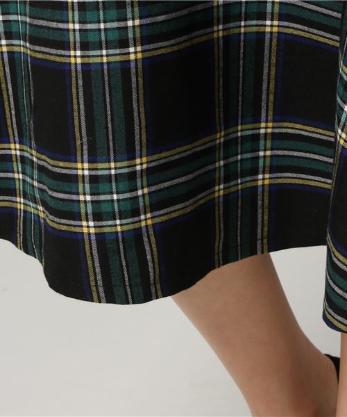 AMERICAN HOLIC(アメリカンホリック)の「・ベルト付チェックフレアスカート(スカート・レディース・ネイビー/グレー/レッド/ダークグレー/ブルーグリーン/ダークベージュ/ダークネイビー・FREE)」の9枚目の写真