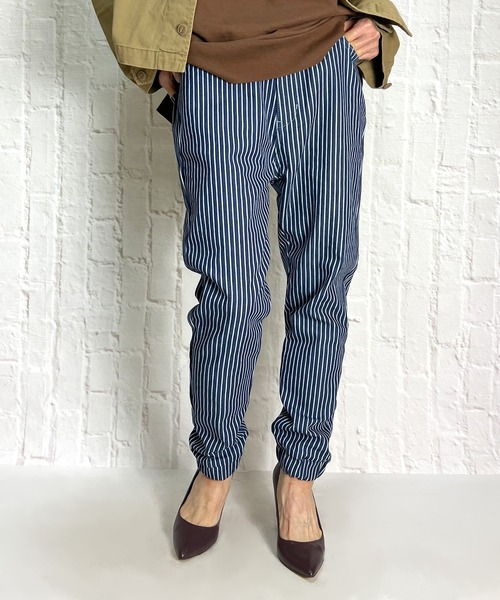 BEATJIVE（ビートジャイブ）の「ストレッチ デニム or コーデュロイ ジョガーパンツ イージーパンツ レディース（デニムパンツ・レディース・ネイビー/インディゴブルー/ライトブルー/ホワイト系その他/ベージュ/ブラック/ベージュ系その他/ブルー系その他2/ブルー系その他/バーガンディー/ブラック系その他/ベージュ系その他2/カーキ/ブルー系その他3/ブラック系その他2/ブラック系その他3・2/3/1）」の15枚目の写真