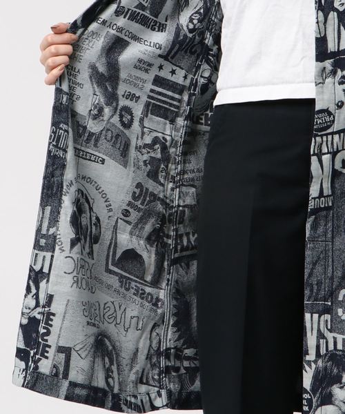 HYSTERIC GLAMOUR（ヒステリックグラマー）の「HG POSTERSジャカード デニムノーカラージャケット（ブルゾン・レディース・ブルー系その他・FREE）」の4枚目の写真