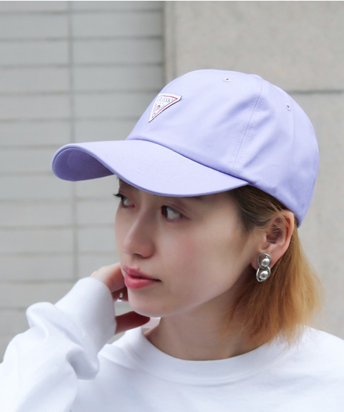 Guess（ゲス）の「【GUESS】TWILL LOW CAP / 【ゲス】ツイル　ロウ　キャップ（キャップ・メンズ・ホワイト/ブラック/ベージュ/ネイビー/ライトグリーン/ライトパープル/ワインレッド/ピンク・FREE）」の6枚目の写真