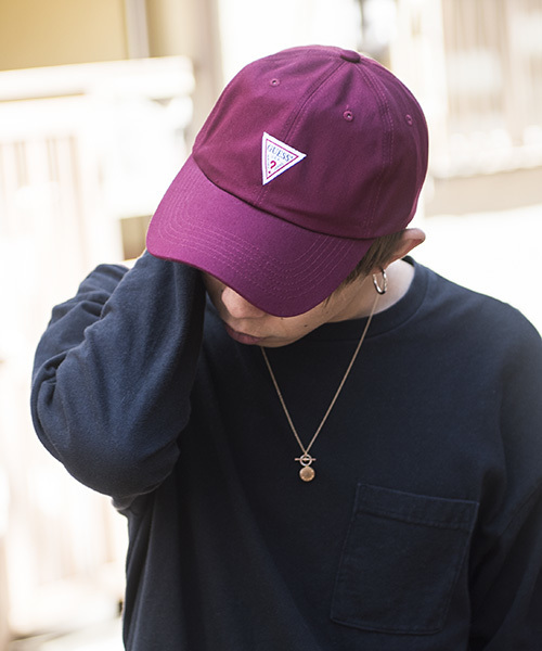 Guess（ゲス）の「【GUESS】TWILL LOW CAP / 【ゲス】ツイル　ロウ　キャップ（キャップ・メンズ・ホワイト/ブラック/ベージュ/ネイビー/ライトグリーン/ライトパープル/ワインレッド/ピンク・FREE）」の8枚目の写真