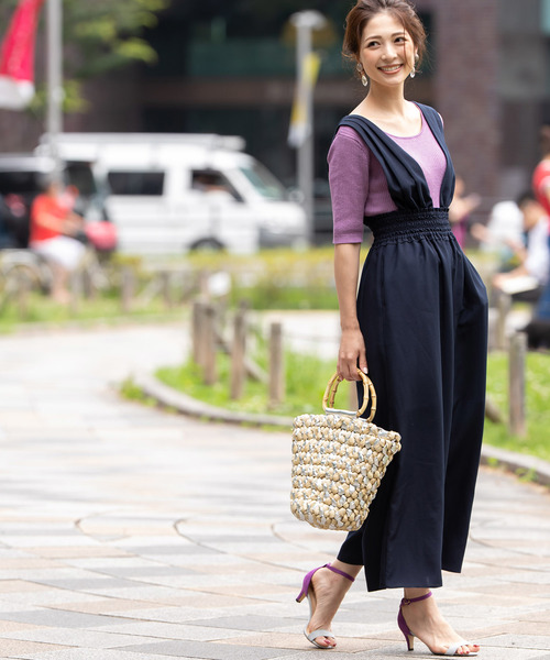 12Twelve Agenda(トゥエルブ アジェンダ)の「サスペンダー付きワイドパンツ(サロペット/オーバーオール・レディース・ネイビー/ブルー/グレイッシュベージュ/ブラック・M)」の12枚目の写真
