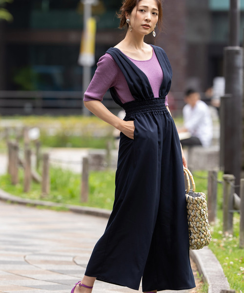 12Twelve Agenda(トゥエルブ アジェンダ)の「サスペンダー付きワイドパンツ(サロペット/オーバーオール・レディース・ネイビー/ブルー/グレイッシュベージュ/ブラック・M)」の10枚目の写真