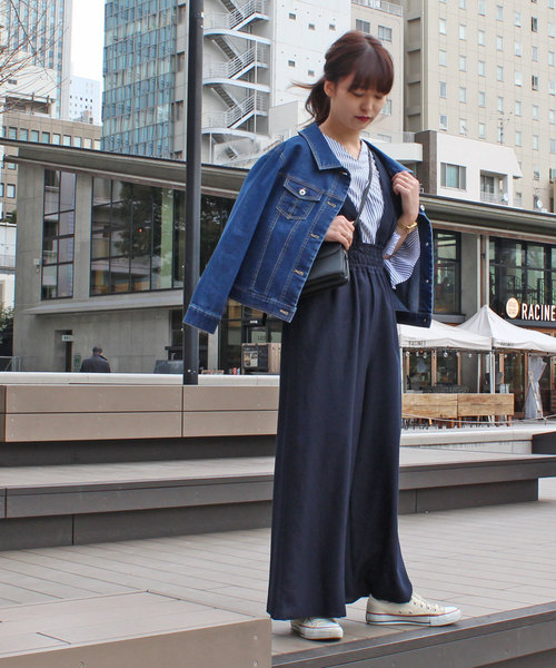 12Twelve Agenda(トゥエルブ アジェンダ)の「サスペンダー付きワイドパンツ(サロペット/オーバーオール・レディース・ネイビー/ブルー/グレイッシュベージュ/ブラック・M)」の17枚目の写真
