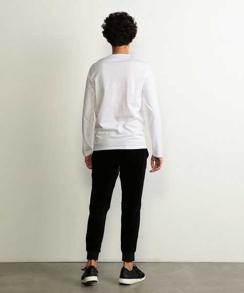 ARMANI EXCHANGE（アルマーニエクスチェンジ）の「【A|Xアルマーニ エクスチェンジ】シャイニーロゴ　ロングTシャツ（Tシャツ/カットソー・メンズ・ホワイト/ブラック・SMALL/MEDIUM/LARGE/X-LARGE/X-SMALL）」の18枚目の写真