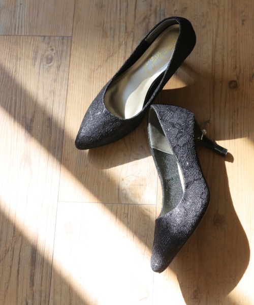 jurer（ジュレ）の「パールリング付きヒールレースグリッターパンプス（パンプス・レディース・ゴールド/ブラック/シルバー/プラチナム・M/S/L/LL）」の6枚目の写真