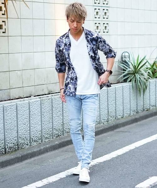 GOSTAR DE FUGA(ゴスタール ジフーガ)の「7分袖花柄プリントシャツ(Tシャツ/カットソー・メンズ・ブラック/ホワイト・L/XL/M)」の11枚目の写真
