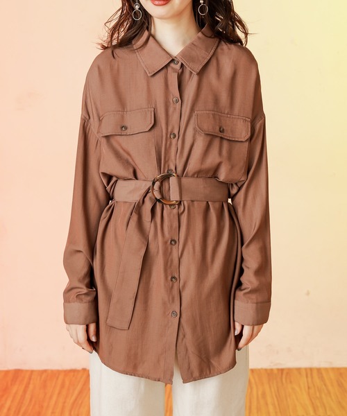 natural couture(ナチュラルクチュール)の「【WEB限定カラー有り】ベルト付きてろっとBIGシャツ(シャツ/ブラウス・レディース・ブラウン/ピンク/アイボリー/ミント・FREE)」の22枚目の写真