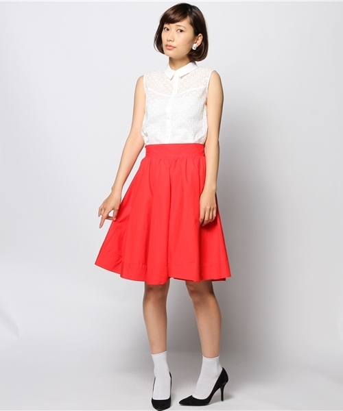 ELFORBR（エルフォーブル）の「【InRed６月号掲載】リーフエンブロイダリーノースリーブシャツ（シャツ/ブラウス・レディース・ホワイト/サックスブルー・38）」の7枚目の写真