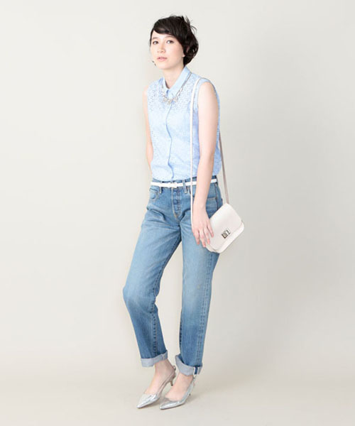 ELFORBR（エルフォーブル）の「【InRed６月号掲載】リーフエンブロイダリーノースリーブシャツ（シャツ/ブラウス・レディース・ホワイト/サックスブルー・38）」の11枚目の写真