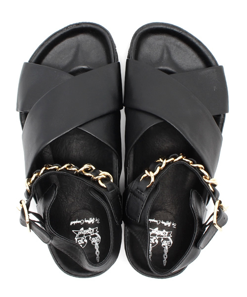 Jeffrey Campbell（ジェフリーキャンベル）の「(JEFFREY CAMPBELL FOR ROSE BUD)HA F1415 FLAT CALF LTH SNDL W/GLD CHAIN&BCKL（サンダル・レディース・ホワイト/ブラック・39/38/37/36）」の3枚目の写真