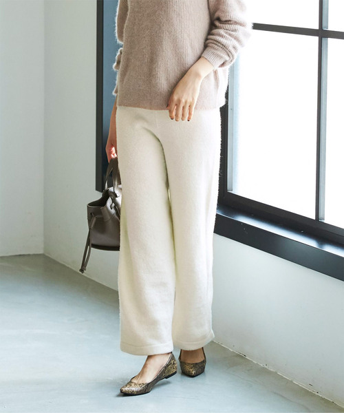 UR'S（ユアーズ）の「ﾆｯﾄﾜｲﾄﾞﾊﾟﾝﾂ（その他パンツ・レディース・ホワイト/チャコール/グレイッシュベージュ・S/M/L）」の2枚目の写真