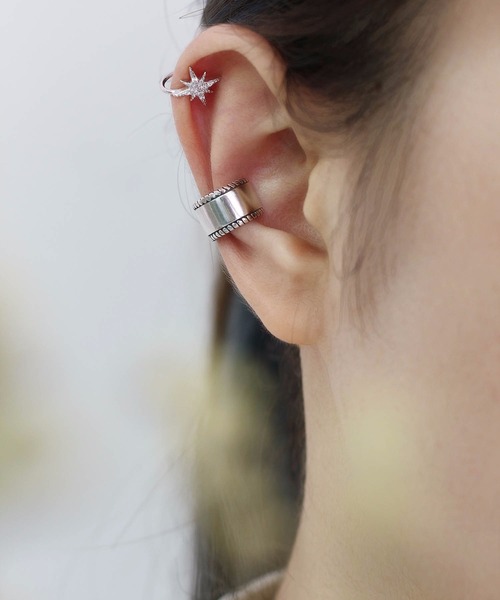 LA VORAGINE（ラ ヴォラジネ）の「イヤーカフ（2個セット）　素材は925シルバー（イヤーカフ・レディース・A/B/C/D/E/H/I/J/K/L/G/F/Q/R/P/O/N/M/S/T/U/その他/その他1/その他2/その他3/その他4・FREE）」の6枚目の写真