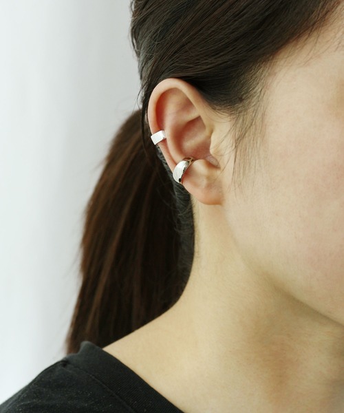 LA VORAGINE（ラ ヴォラジネ）の「イヤーカフ（2個セット）　素材は925シルバー（イヤーカフ・レディース・A/B/C/D/E/H/I/J/K/L/G/F/Q/R/P/O/N/M/S/T/U/その他/その他1/その他2/その他3/その他4・FREE）」の10枚目の写真