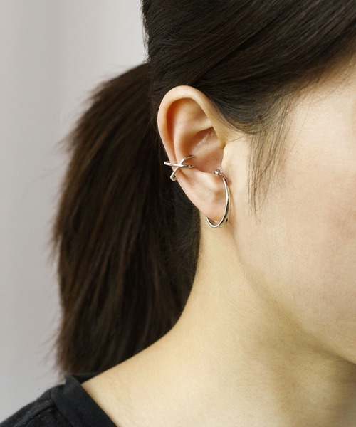 LA VORAGINE（ラ ヴォラジネ）の「イヤーカフ（2個セット）　素材は925シルバー（イヤーカフ・レディース・A/B/C/D/E/H/I/J/K/L/G/F/Q/R/P/O/N/M/S/T/U/その他/その他1/その他2/その他3/その他4・FREE）」の11枚目の写真