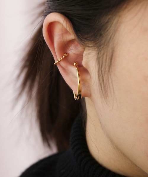 LA VORAGINE（ラ ヴォラジネ）の「イヤーカフ（2個セット）　素材は925シルバー（イヤーカフ・レディース・A/B/C/D/E/H/I/J/K/L/G/F/Q/R/P/O/N/M/S/T/U/その他/その他1/その他2/その他3/その他4・FREE）」の18枚目の写真