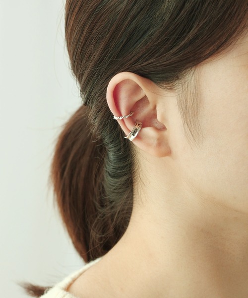 LA VORAGINE（ラ ヴォラジネ）の「イヤーカフ（2個セット）　素材は925シルバー（イヤーカフ・レディース・A/B/C/D/E/H/I/J/K/L/G/F/Q/R/P/O/N/M/S/T/U/その他/その他1/その他2/その他3/その他4・FREE）」の19枚目の写真