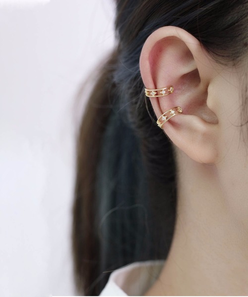 LA VORAGINE（ラ ヴォラジネ）の「イヤーカフ（2個セット）　素材は925シルバー（イヤーカフ・レディース・A/B/C/D/E/H/I/J/K/L/G/F/Q/R/P/O/N/M/S/T/U/その他/その他1/その他2/その他3/その他4・FREE）」の2枚目の写真